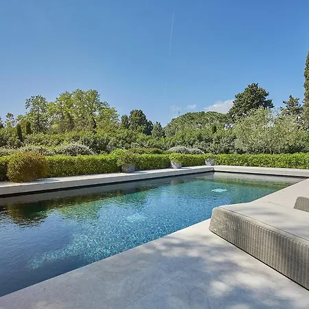 Fortune, Villa *